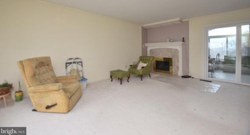 2608 Sigmona St, Falls Church, VA 22046-2727