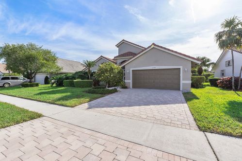 12390 Divot Dr, Boynton Beach, FL 33437-4138
