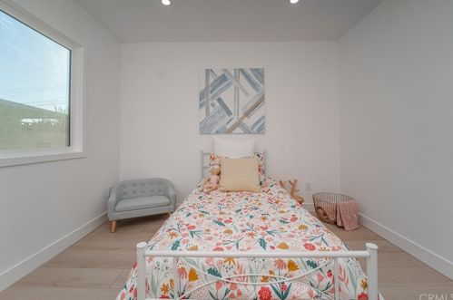 704 Lincoln Ave, Montebello CA  90640-3530 exterior