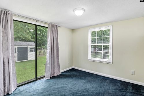 2614 Brookcliff Rd, Cayce-West Columbia SC  29033-4208 exterior