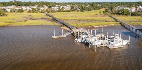 2290 Sandy Point Ln, Mount Pleasant SC  29466-8933 exterior
