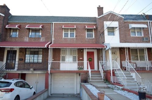 2531 Eastchester Rd, Bronx, NY 10469-5901