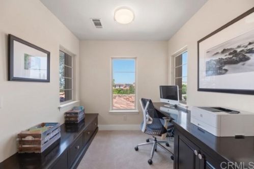 8049 Run Of The Knolls Ct, San Diego CA 92127 exterior