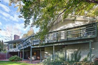2102 Lombard Ln, Yakima, WA 98902-4155