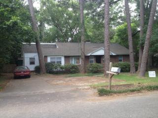 2221 Amelia Cir, Tallahassee FL  32304-2637 exterior