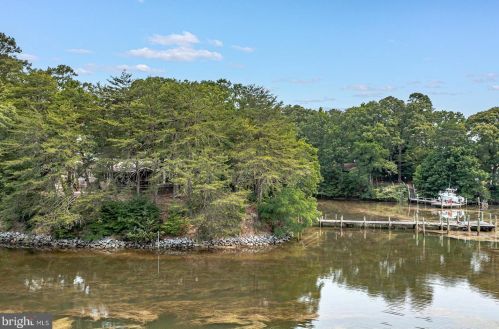 26 Mount Holly Ct, Montross VA  22520-4110 exterior