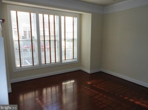 15207 Lancashire Dr, Woodbridge, VA 22191-4089
