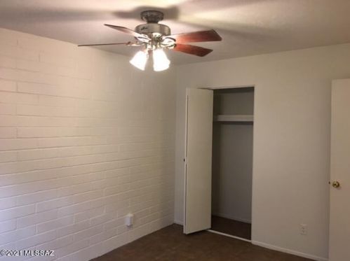 4015 Lazy Palm Dr, Tucson AZ 85730-3816 exterior