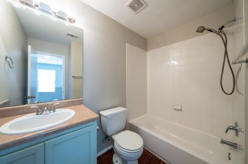 4623 Credo Ln, Austin TX 78725-2928 exterior