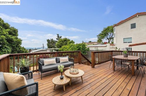 4817 Brookdale Ave, Oakland CA  94619-2510 exterior