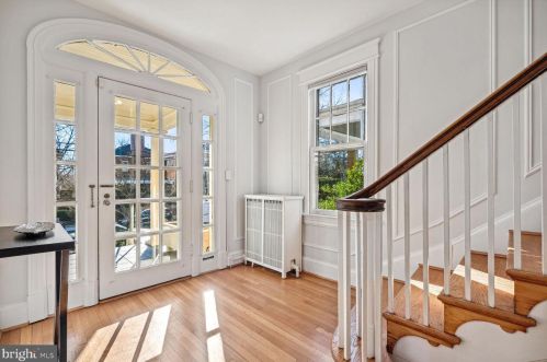 1719 Varnum St, Washington, DC 20011-4207