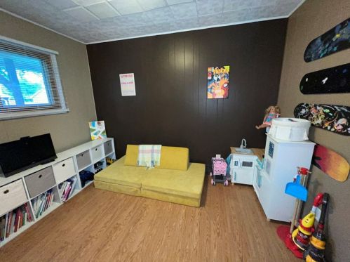 808 Fairmont Ave, New Castle PA  16105-2374 exterior