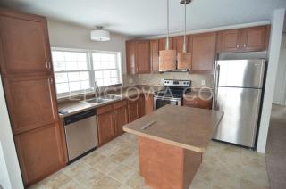1521 Parkwood Ln, Cedar Rapids IA  52402-1027 exterior