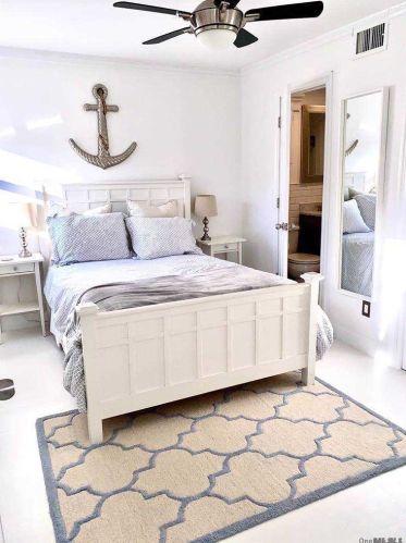 525 Seven Ponds Towd Rd, Watermill NY  11976-2323 exterior