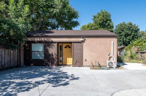 847 Palm St, San Jose CA 95110-3031 exterior