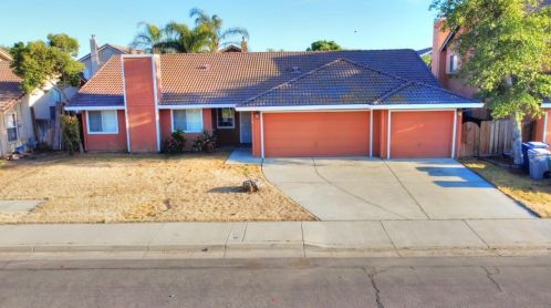 513 Driftwood Ave, Los Banos, CA 93635-2959