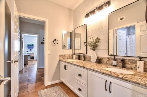 42755 Larry Lee Ln, Temecula CA  92592-7102 exterior