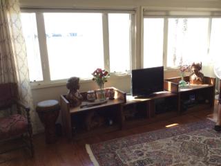 44 3rd Pl, Long Beach CA  90802-5684 exterior