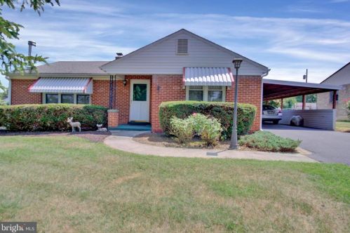 13 Kenwood Ave, Carlisle, PA 17013-3124