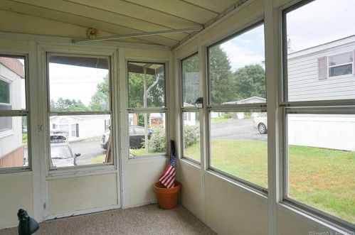 60 E St, Groton CT  06340-5366 exterior