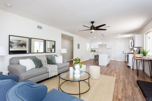 1113 Buckskin Rd, El Cajon, CA 92019-2168