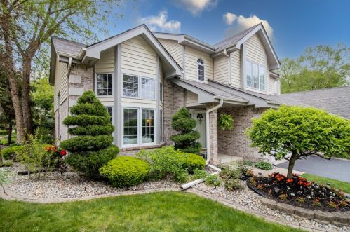 1426 Carriage Oaks Ct, Dyer, IN 46311-1991