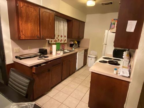 813 6th St, Irving, TX 75060-3117