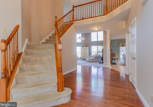 15 Ascension Dr, Wilmington, DE 19808-1957