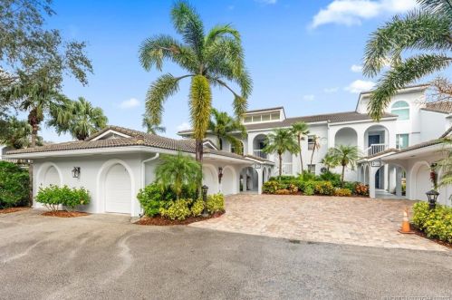 12368 Harbour Ridge Blvd, Palm City, FL 34990-8063