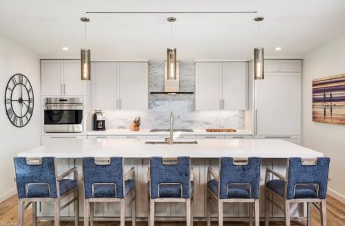 1205 Diana Ave, Naples, FL 34103-4566