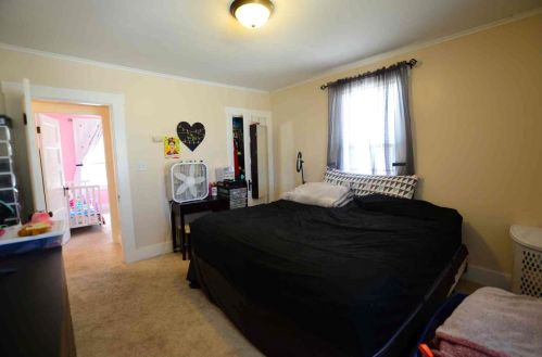 8 6 St, Nashua NH  exterior