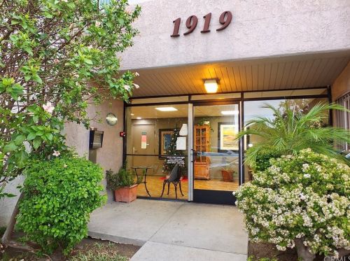 1919 Beverly Way, Long Beach, CA 90802-2068