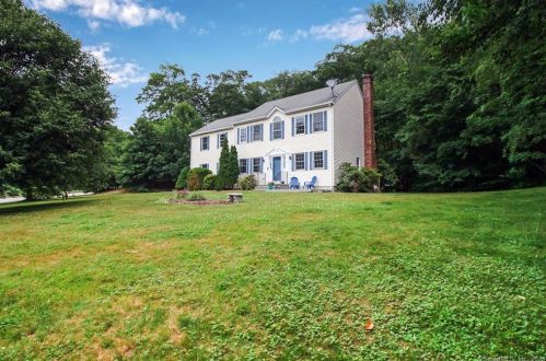 17 Egret Rd, East Lyme, CT 06333-1344
