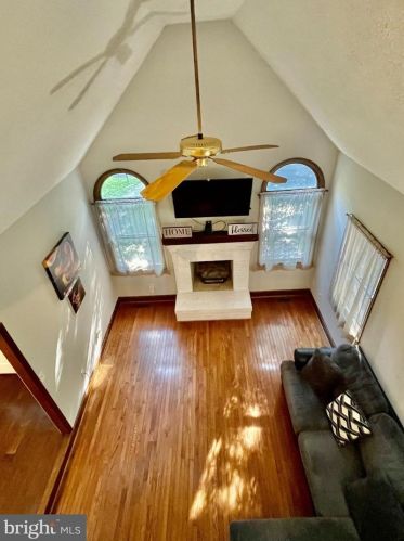 108 Meadowview Ln, Locust Grove, VA 22508-5202