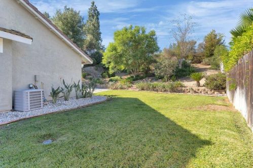 41739 Asteroid Way, Temecula CA  92592-3222 exterior