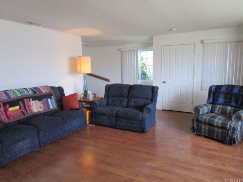 6338 Flamingo Dr, Buena Park, CA 90620-1332