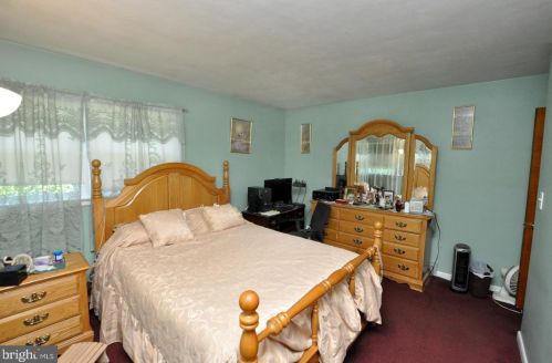 408 Latona Ave, Trenton NJ 08618-2716 exterior