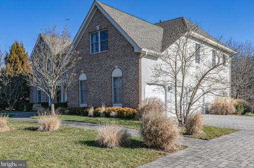 36 Morris Dr, Princeton, NJ 08540-7944