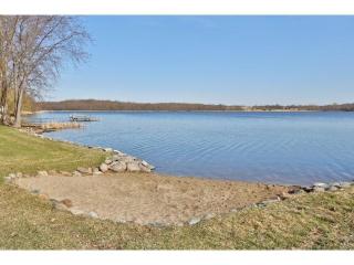 2440 Auburn Dr, Victoria, MN 55386-9614