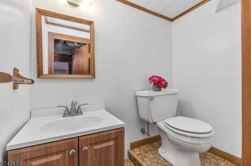 336 Hoe Ave, Scotch Plains NJ  07076-1135 exterior