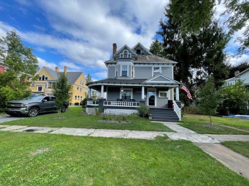 311 10th St, Franklin PA  16323-1150 exterior