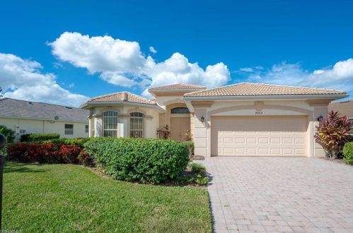 4905 Sedgewood Ln, Naples, FL 34112-7932