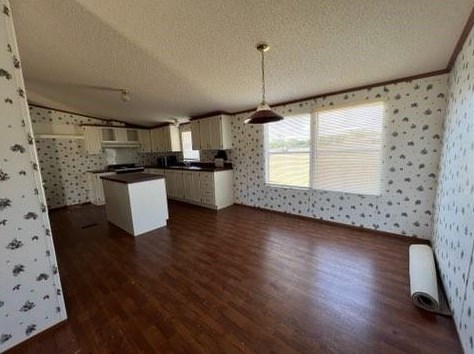 6315 County Road 608, Burleson TX  76028-1137 exterior