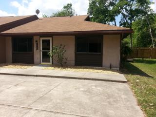 1220 Shady Pines Ln, Titusville, FL 32796-2780
