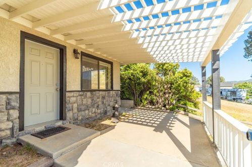 42558 Ranch Club Rd, Leona Valley CA  93532-1407 exterior