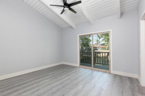 4305 Loma Riviera Ct, San Diego CA 92110-5504 exterior