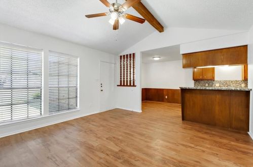 802 Ranch Rd, Georgetown, TX 78628-3502