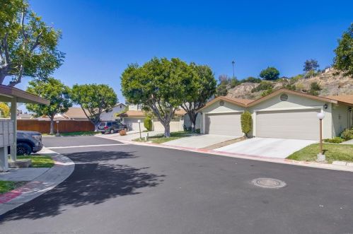 2542 Euclid Ave, San Diego CA 92105-2923 exterior