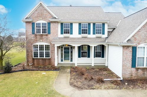 103 Long Meadow Dr, Chenequa, WI 53029-2904