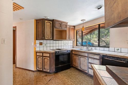 17324 Derby Way, Lake Wildwood CA  95946-9725 exterior